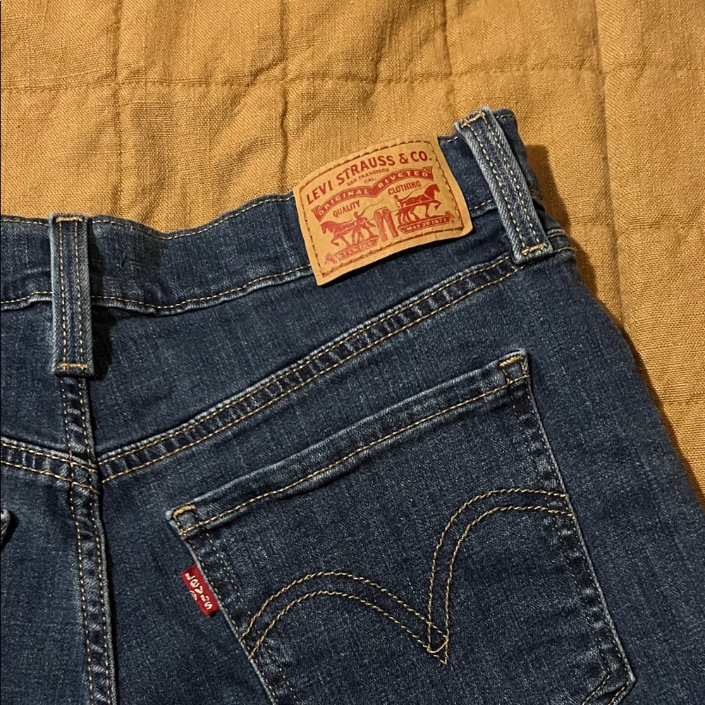Levi's Dark Blue Jean Shorts - Picture 5 of 5